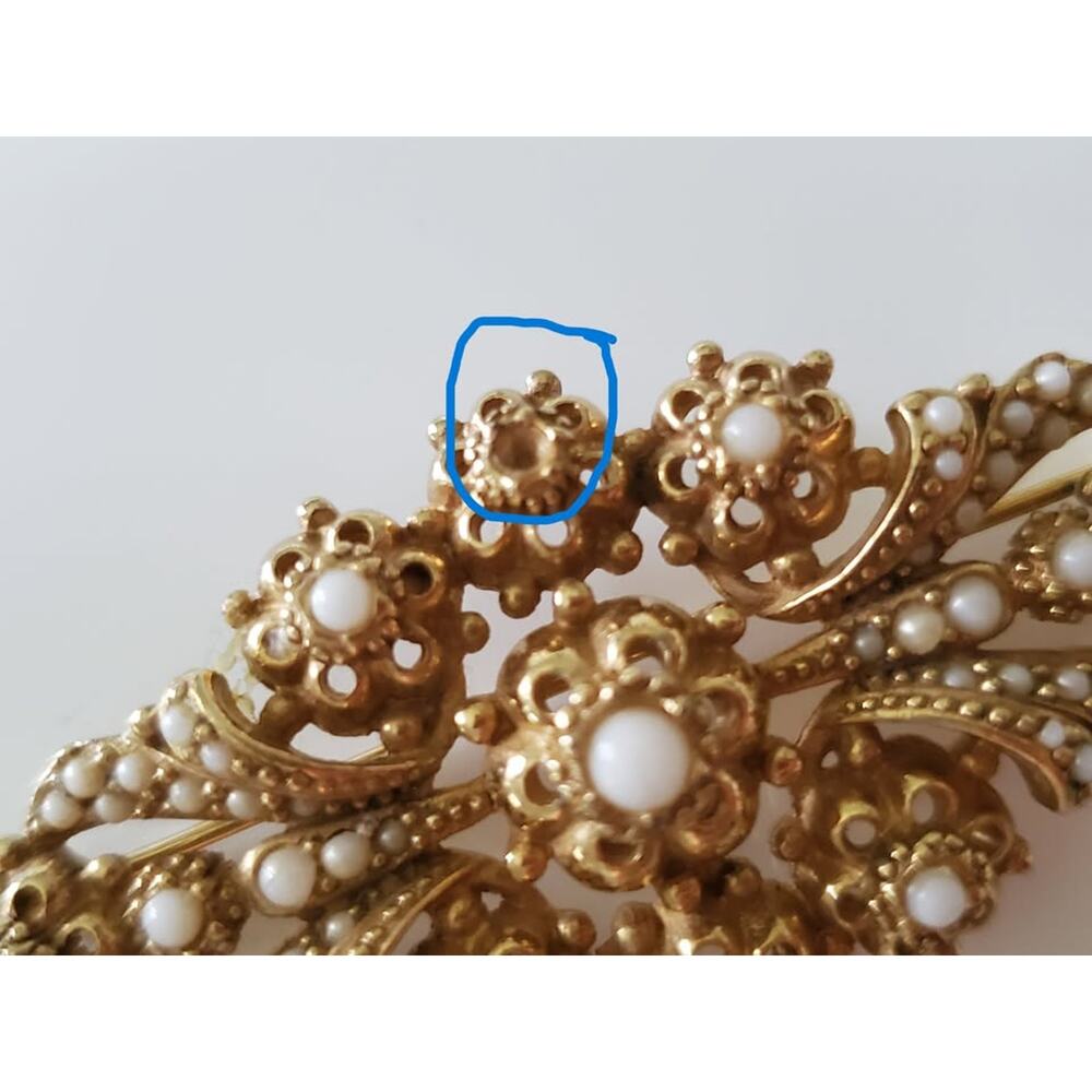 Vintage Ciner Brooch - Picture 3 of 5